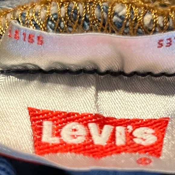 Levi’s Women’s Jean Shorts 501 Premium Denim Button Fly Missing Tags 28 Waist - Picture 12 of 13